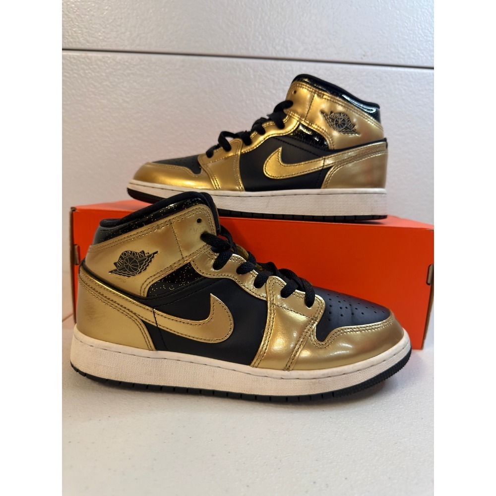 Nike Air Jordan 1 Mid SE‎ GS Metallic Gold Black 6.5Y #2406